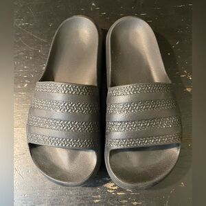 Black Adidas Adilette Ayoon Slides